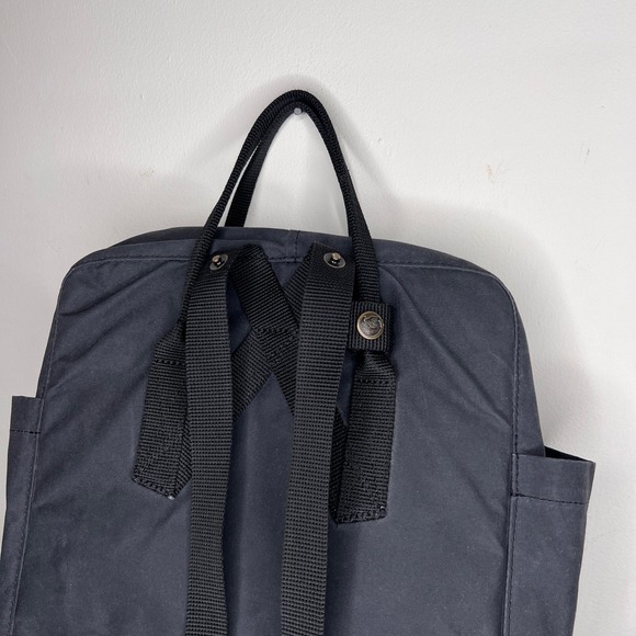 Fjallraven Kånken Backpack Laptop Bag - Picture 7 of 8